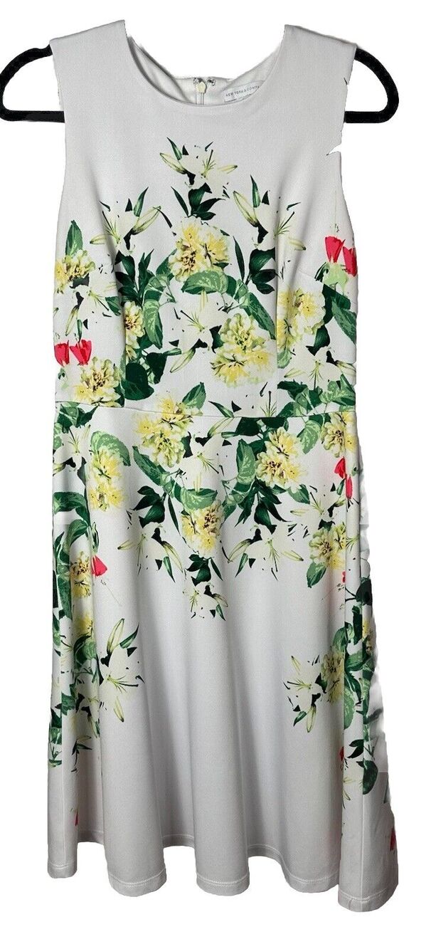 New York & Company Women's White Floral Fit & Flare Dress Zipper Stretch Medium